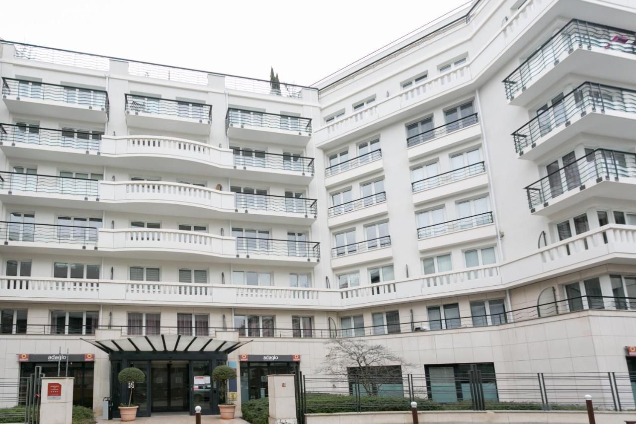 Paris Expo Apart Hotel - Porte De Versailles - 2R & Parking อิซซีเลมูลิโนต์ ภายนอก รูปภาพ