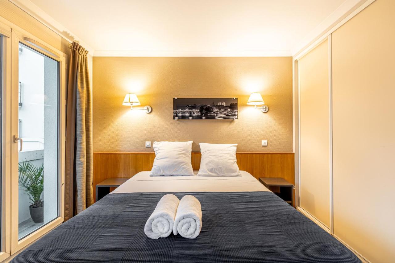 Paris Expo Apart Hotel - Porte De Versailles - 2R & Parking อิซซีเลมูลิโนต์ ภายนอก รูปภาพ