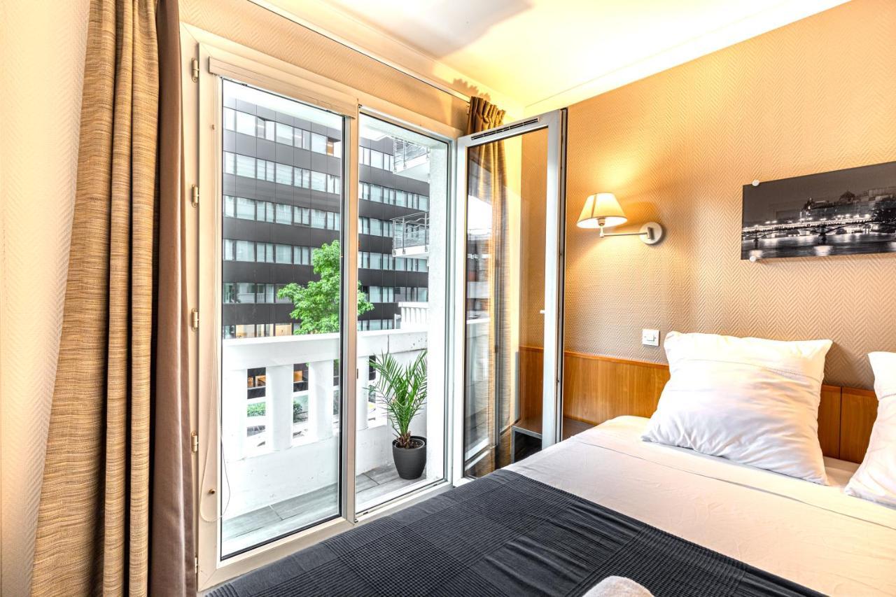 Paris Expo Apart Hotel - Porte De Versailles - 2R & Parking อิซซีเลมูลิโนต์ ภายนอก รูปภาพ