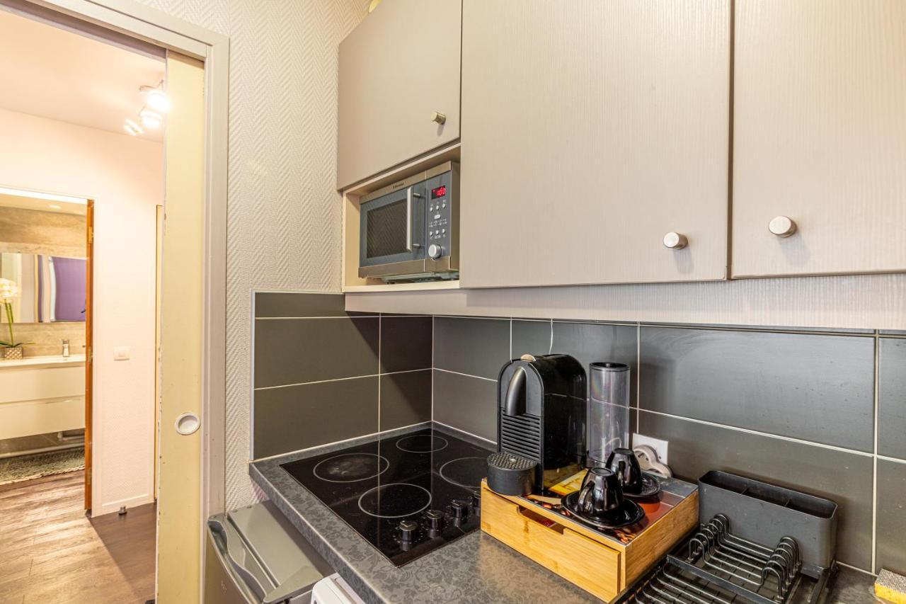 Paris Expo Apart Hotel - Porte De Versailles - 2R & Parking อิซซีเลมูลิโนต์ ภายนอก รูปภาพ